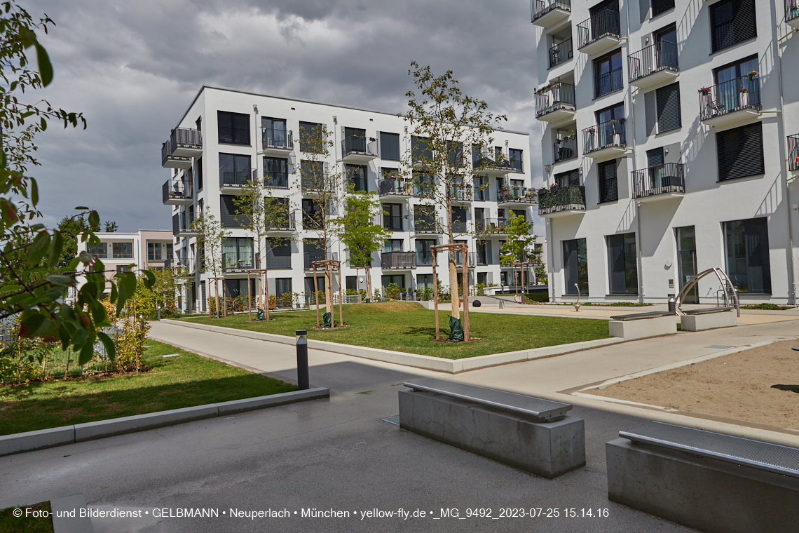 25.07.2023 - Rundgang im Alexisquartier in Neuperlach